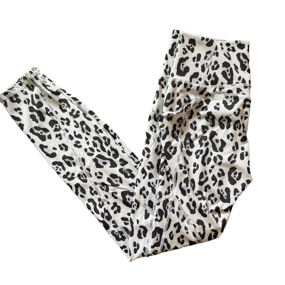 Fabletics PureLuxe Snow Leopard Leggings size Small